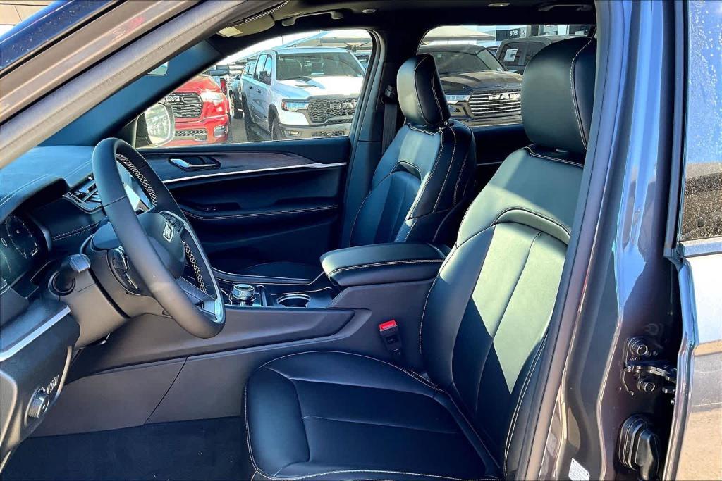 new 2025 Jeep Grand Cherokee L car, priced at $47,035