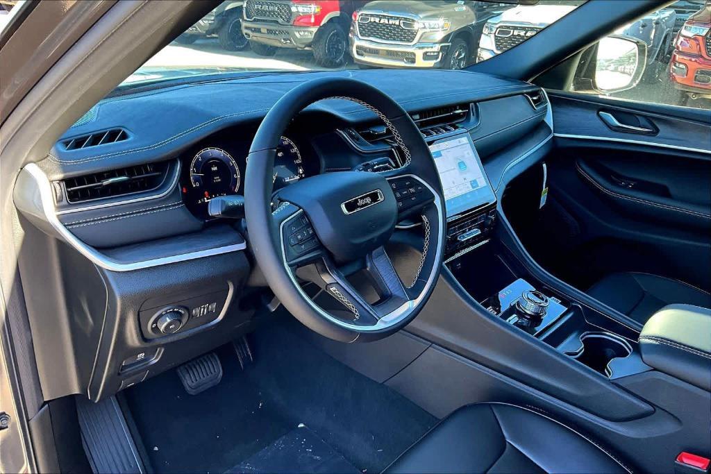 new 2025 Jeep Grand Cherokee L car, priced at $47,035