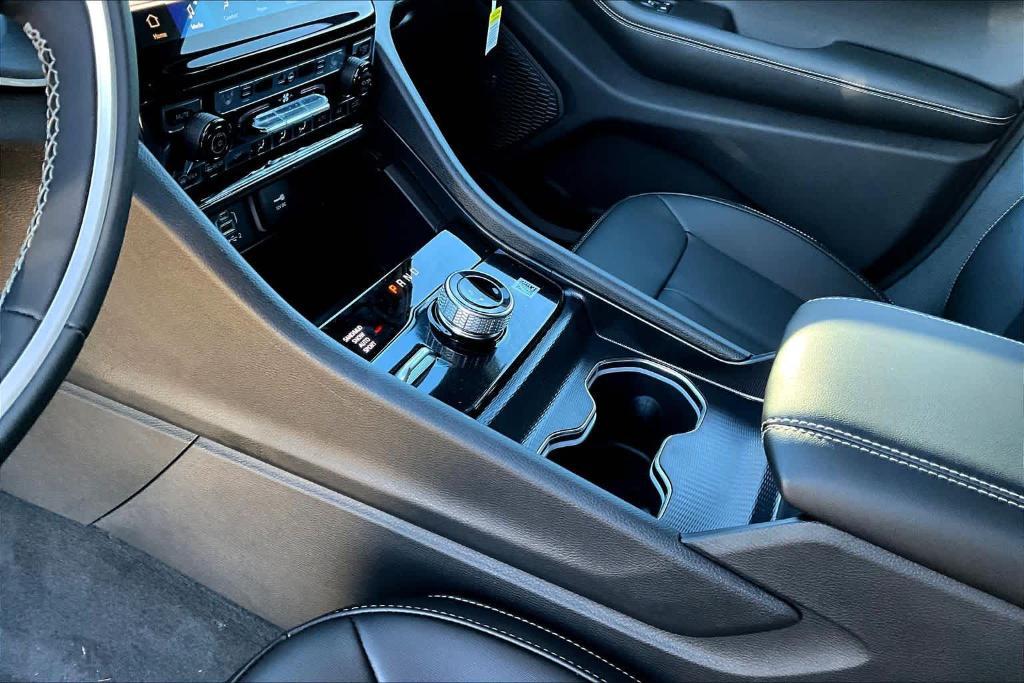 new 2025 Jeep Grand Cherokee L car, priced at $47,035