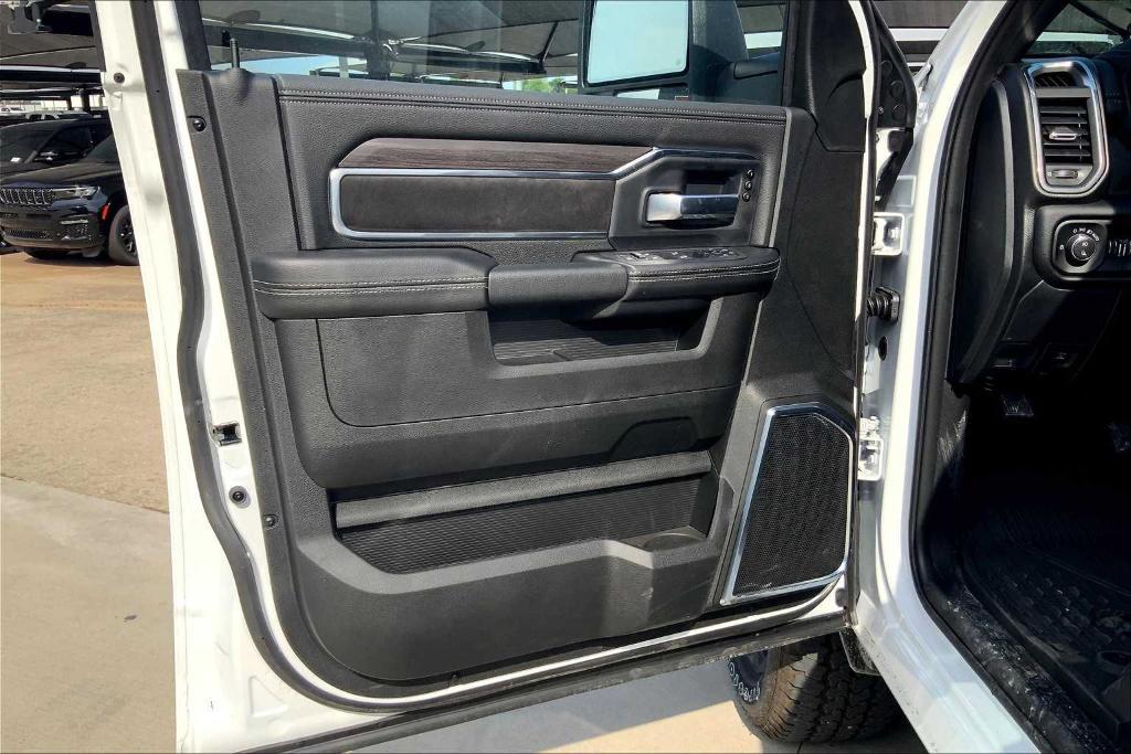 new 2025 Ram 2500 car, priced at $76,095
