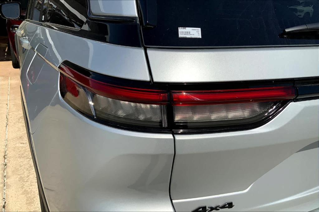 new 2025 Jeep Grand Cherokee car, priced at $40,648