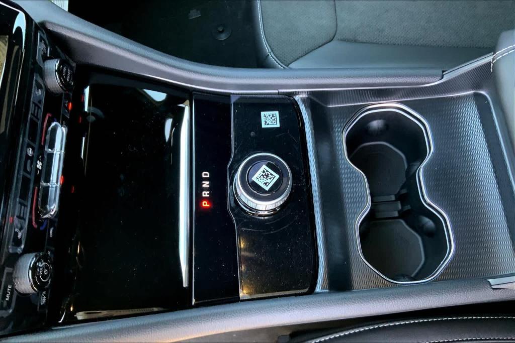 new 2025 Jeep Grand Cherokee car, priced at $40,648