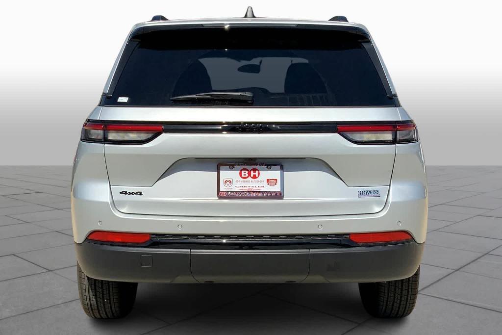 new 2025 Jeep Grand Cherokee car, priced at $40,648