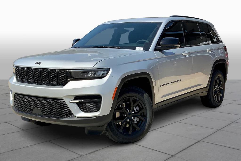 new 2025 Jeep Grand Cherokee car, priced at $38,530