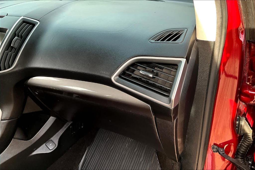 used 2019 Ford Edge car, priced at $16,815