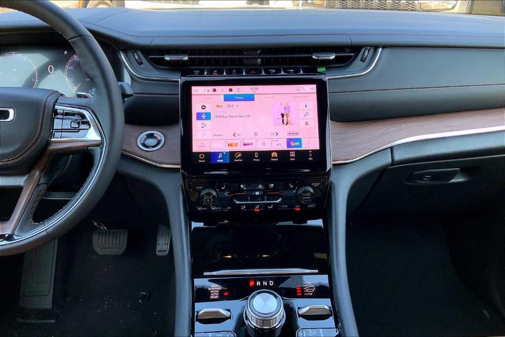 new 2025 Jeep Grand Cherokee L car, priced at $53,245