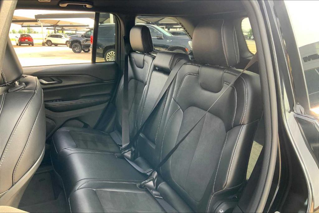 used 2024 Jeep Grand Cherokee car, priced at $31,257