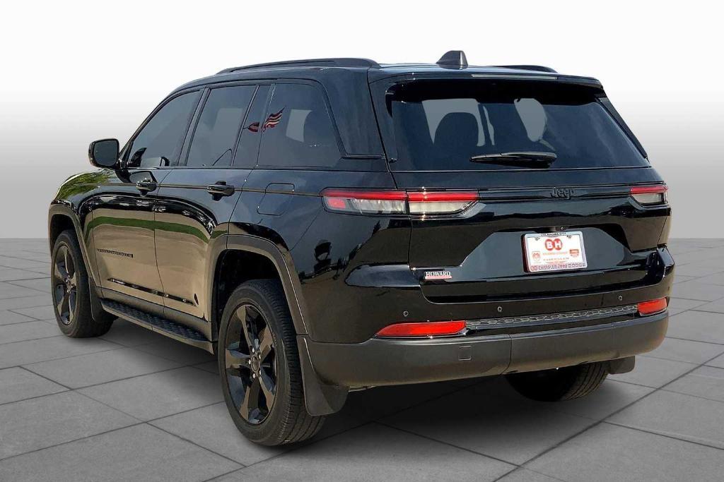 used 2024 Jeep Grand Cherokee car, priced at $31,257