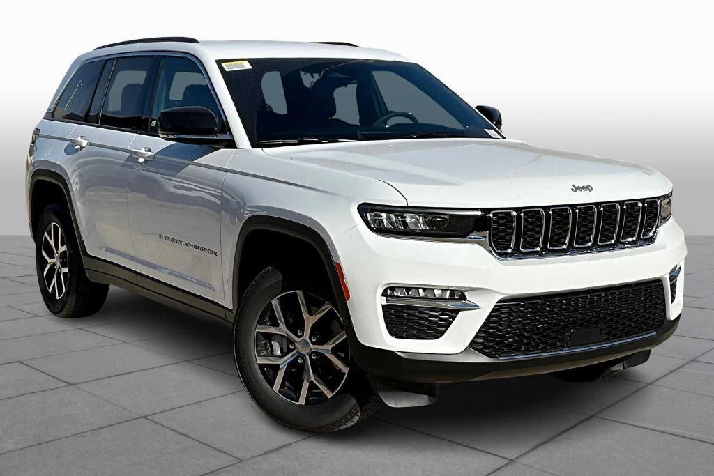 new 2025 Jeep Grand Cherokee car, priced at $40,445
