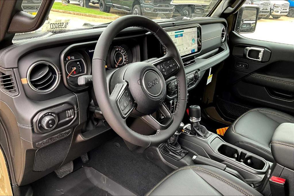 new 2025 Jeep Gladiator car, priced at $43,839