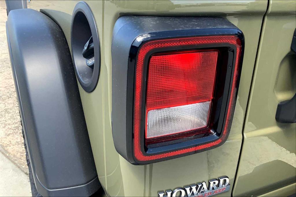 new 2025 Jeep Wrangler car, priced at $47,275