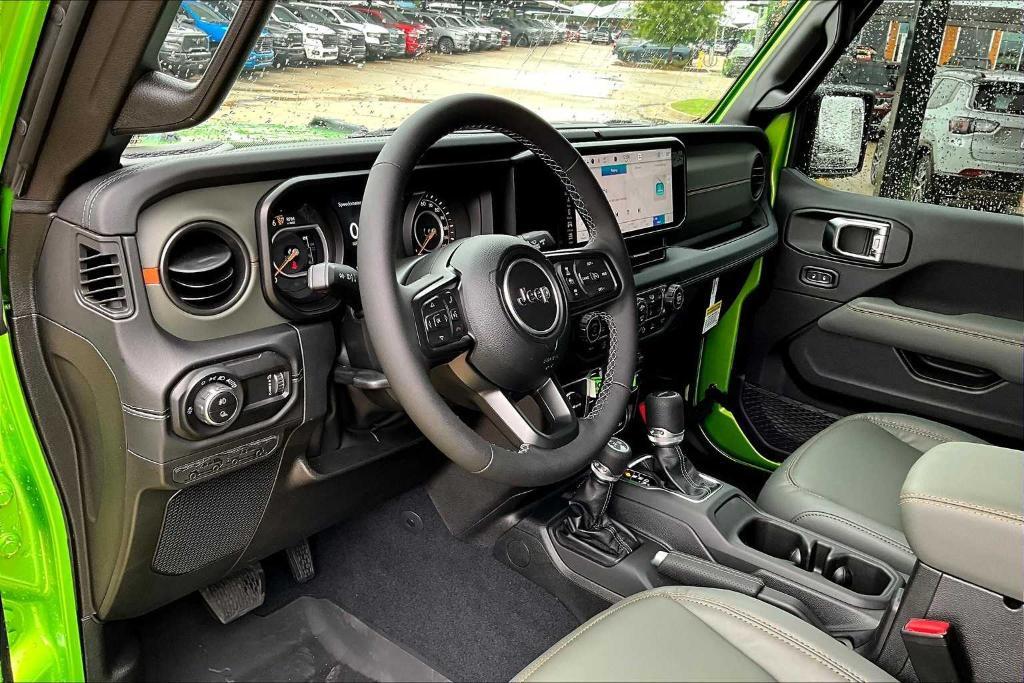 new 2025 Jeep Gladiator car, priced at $52,657