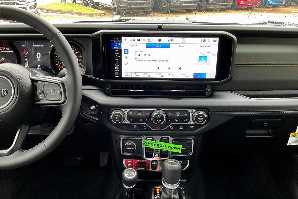 new 2025 Jeep Gladiator car, priced at $52,657