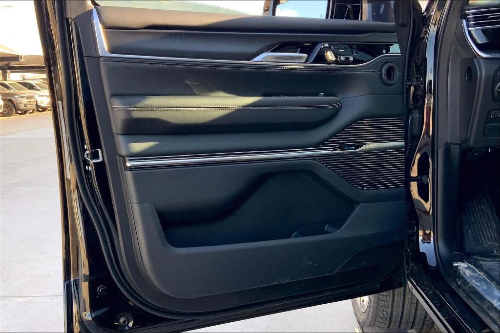 new 2025 Jeep Grand Wagoneer car, priced at $93,940