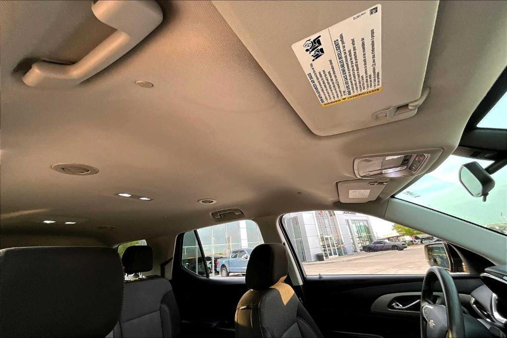 used 2021 Chevrolet Traverse car, priced at $19,575