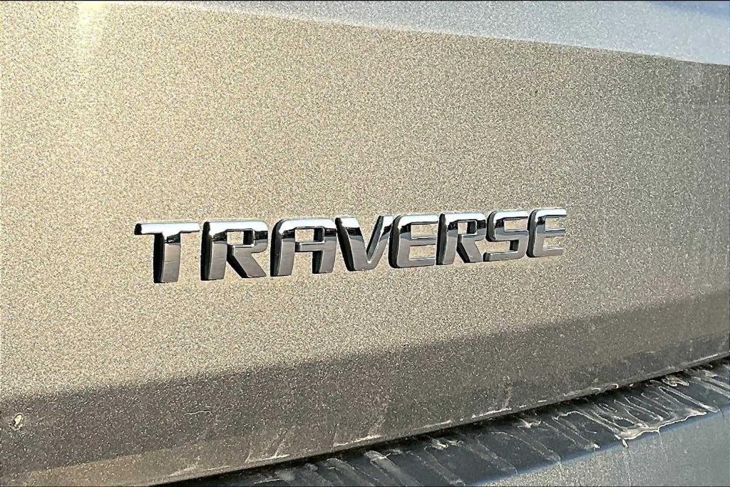 used 2021 Chevrolet Traverse car, priced at $19,575