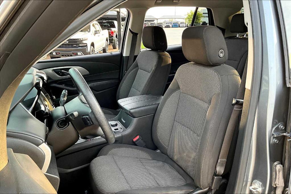 used 2021 Chevrolet Traverse car, priced at $19,575