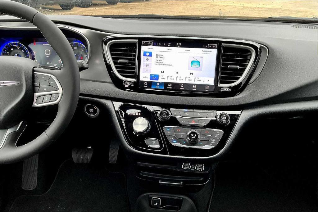 new 2025 Chrysler Voyager car, priced at $38,790