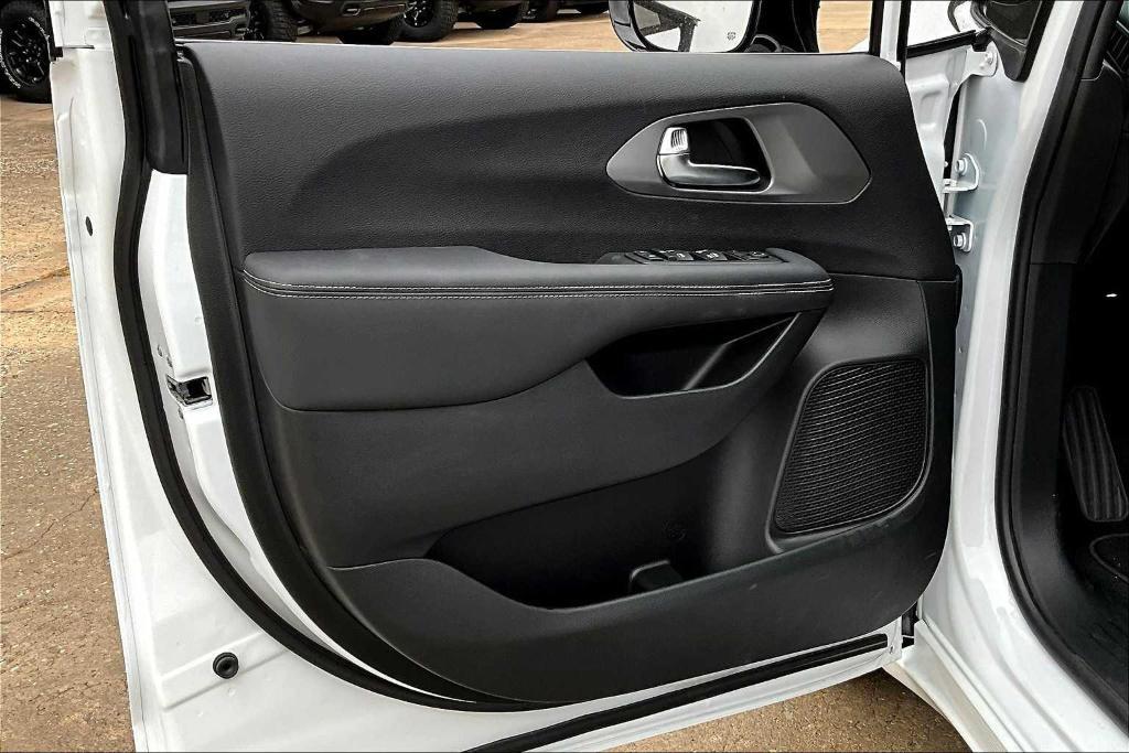 new 2025 Chrysler Voyager car, priced at $38,790
