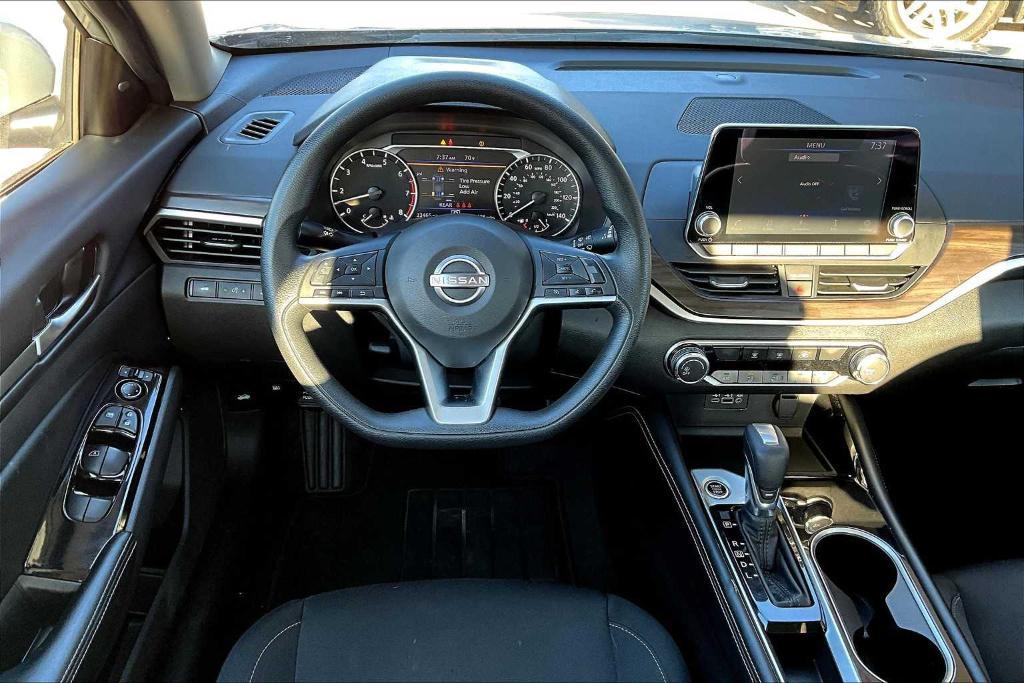 used 2023 Nissan Altima car, priced at $21,062
