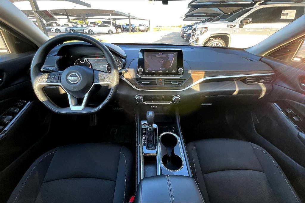 used 2023 Nissan Altima car, priced at $21,062