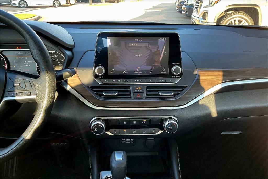 used 2023 Nissan Altima car, priced at $21,062