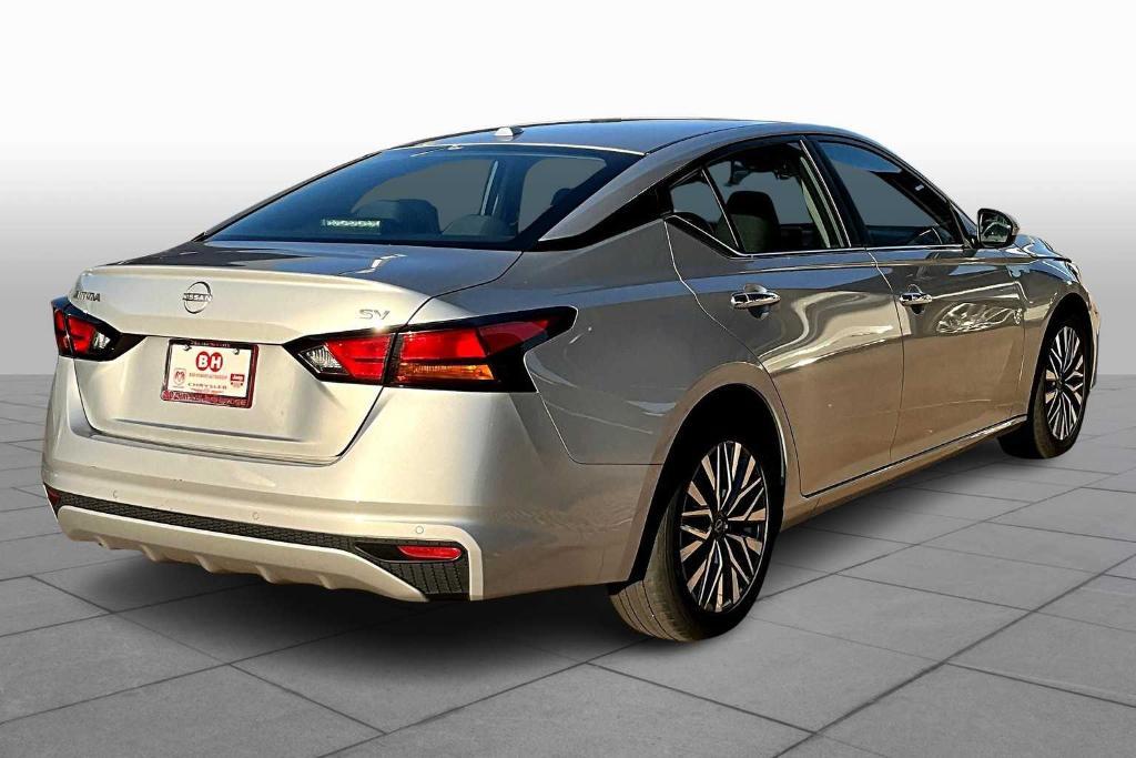 used 2023 Nissan Altima car, priced at $21,062