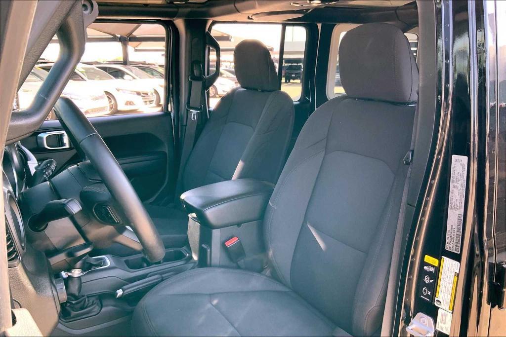 used 2022 Jeep Wrangler Unlimited car, priced at $33,795
