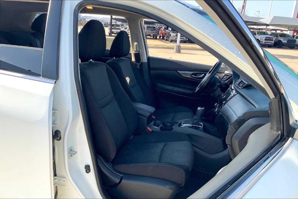 used 2020 Nissan Rogue car, priced at $16,877