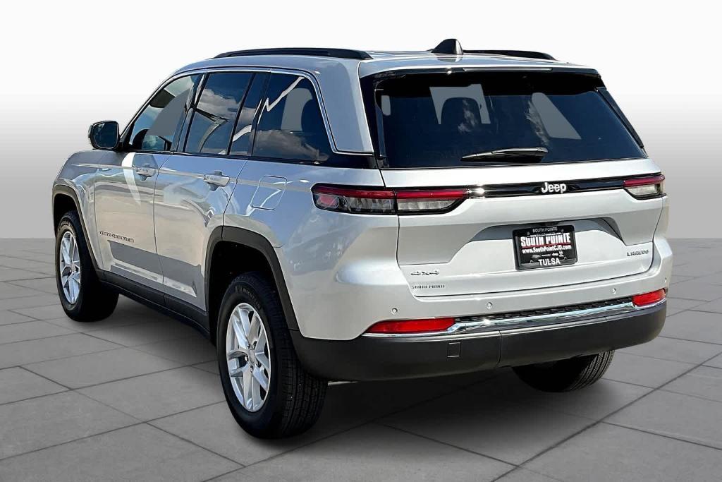 new 2024 Jeep Grand Cherokee car, priced at $37,999