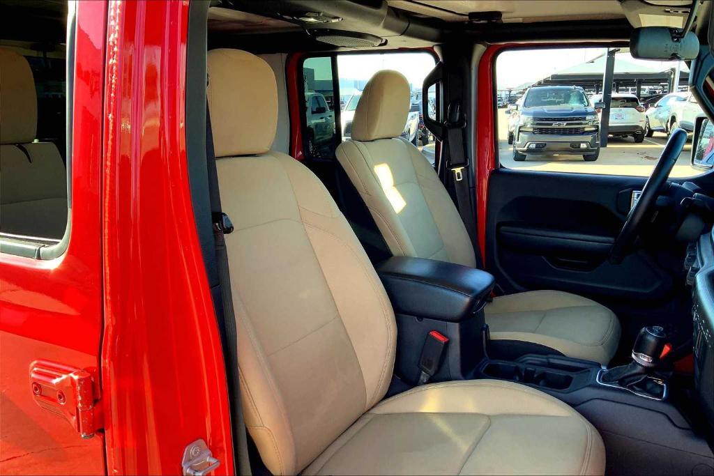 used 2018 Jeep Wrangler Unlimited car, priced at $20,999