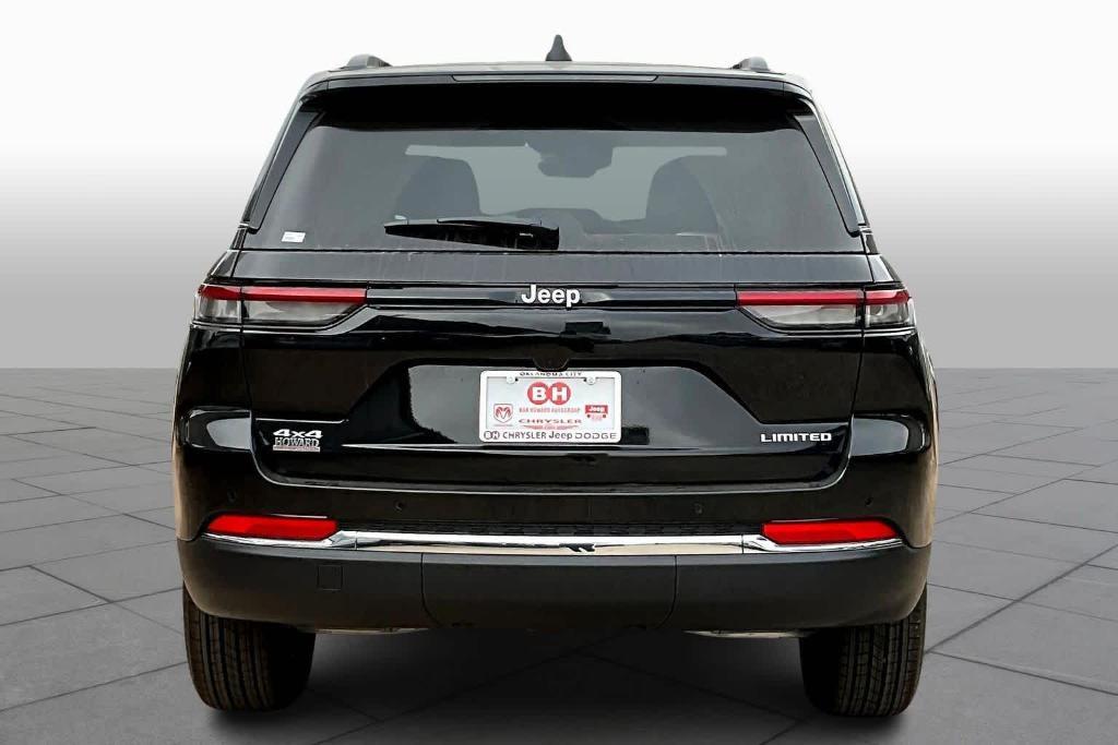 new 2025 Jeep Grand Cherokee car, priced at $38,145