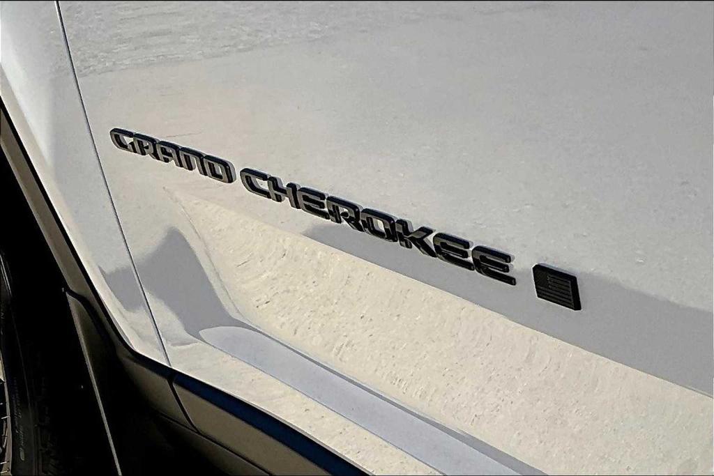 new 2025 Jeep Grand Cherokee car, priced at $39,510