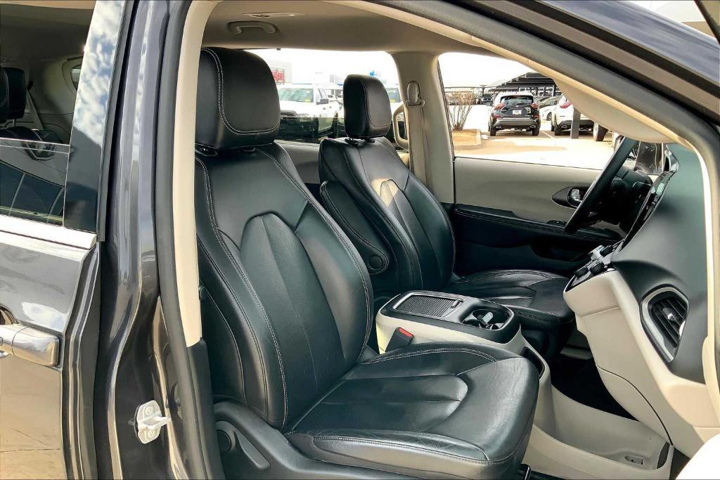 used 2022 Chrysler Pacifica car, priced at $22,791