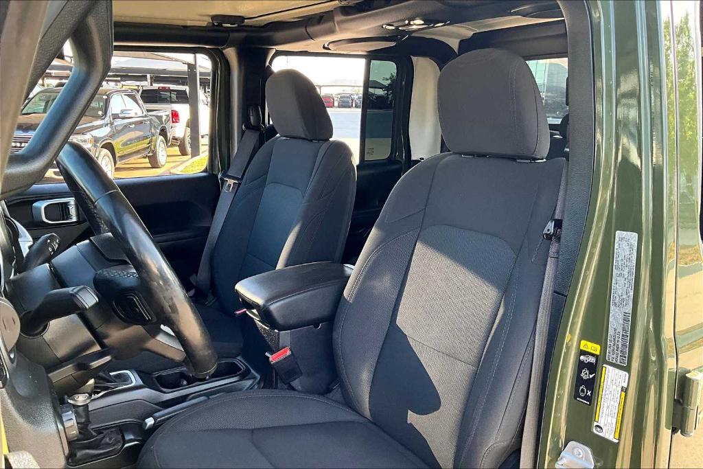 used 2021 Jeep Gladiator car, priced at $28,231