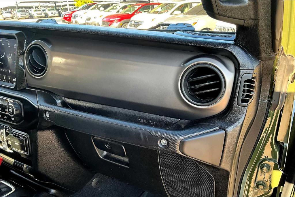 used 2021 Jeep Gladiator car, priced at $28,231