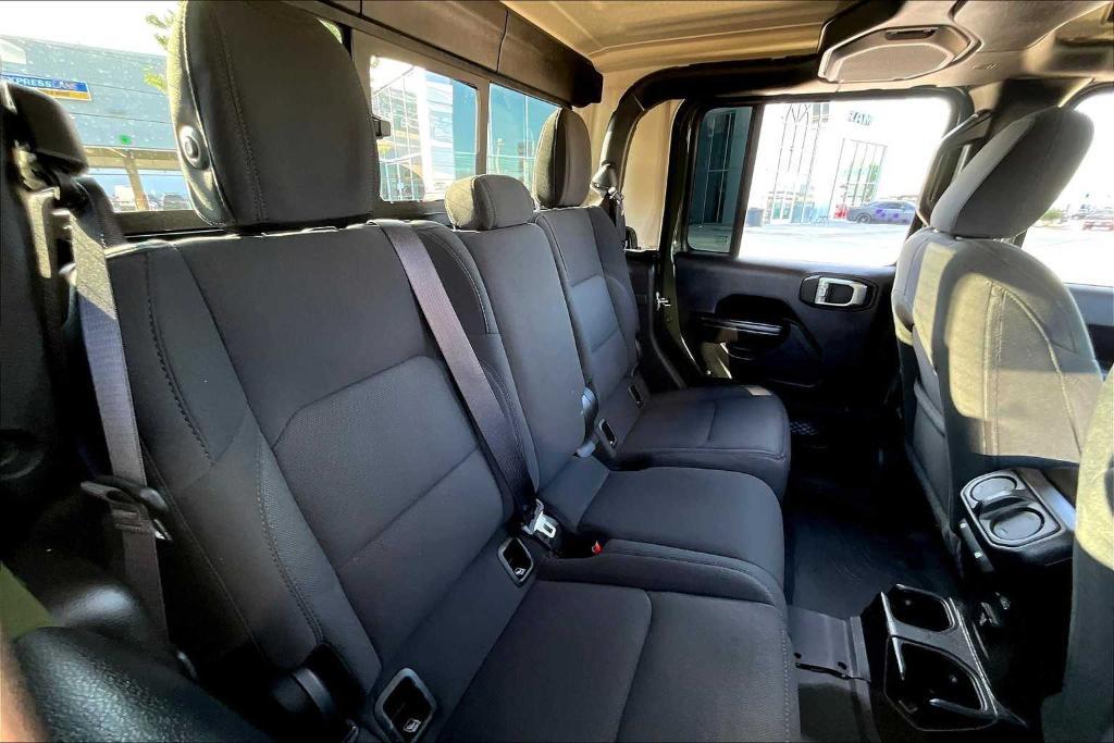 used 2021 Jeep Gladiator car, priced at $28,231