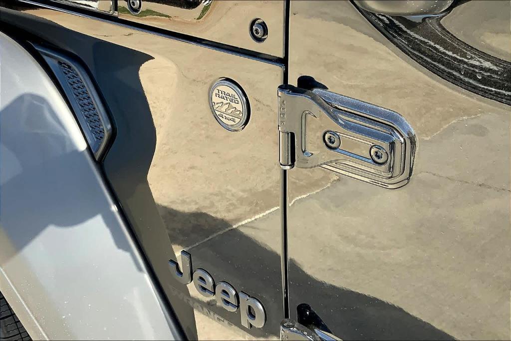 new 2025 Jeep Wrangler car, priced at $36,750