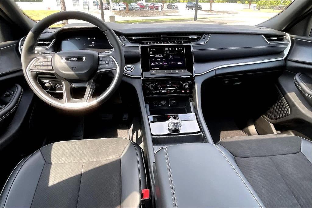 new 2024 Jeep Grand Cherokee L car, priced at $44,419