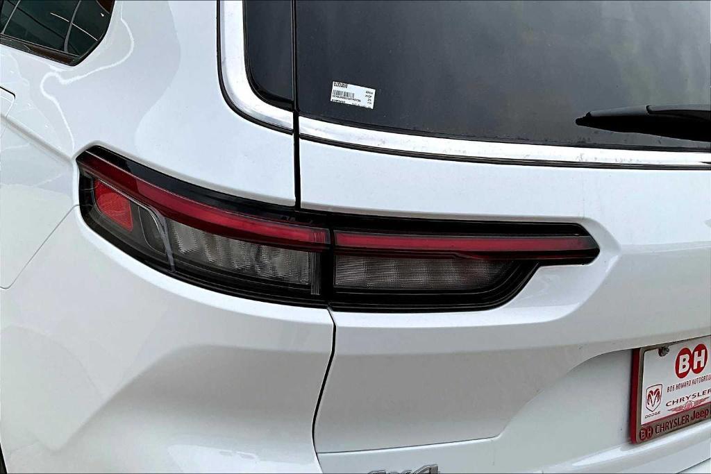 new 2025 Jeep Grand Cherokee L car, priced at $40,900