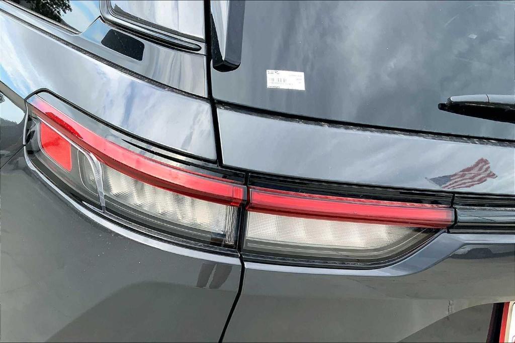 new 2025 Jeep Grand Cherokee car, priced at $36,725