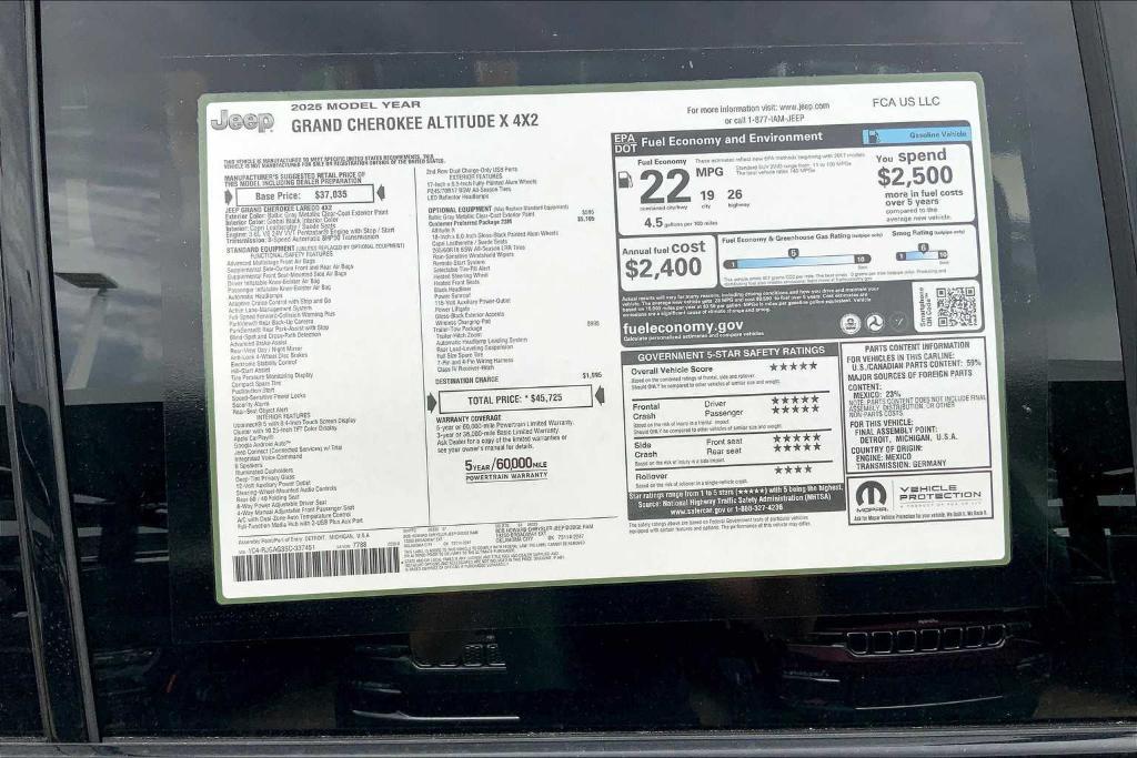 new 2025 Jeep Grand Cherokee car, priced at $36,725