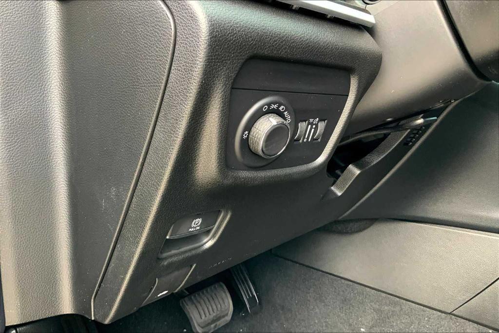new 2025 Jeep Grand Cherokee car, priced at $36,725