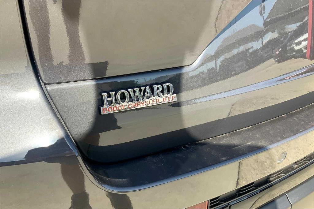 new 2025 Jeep Grand Cherokee car, priced at $41,075