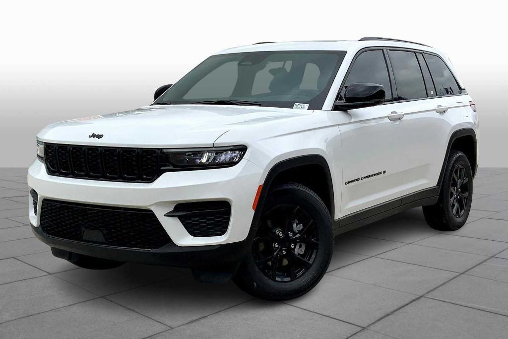 new 2025 Jeep Grand Cherokee car, priced at $37,415