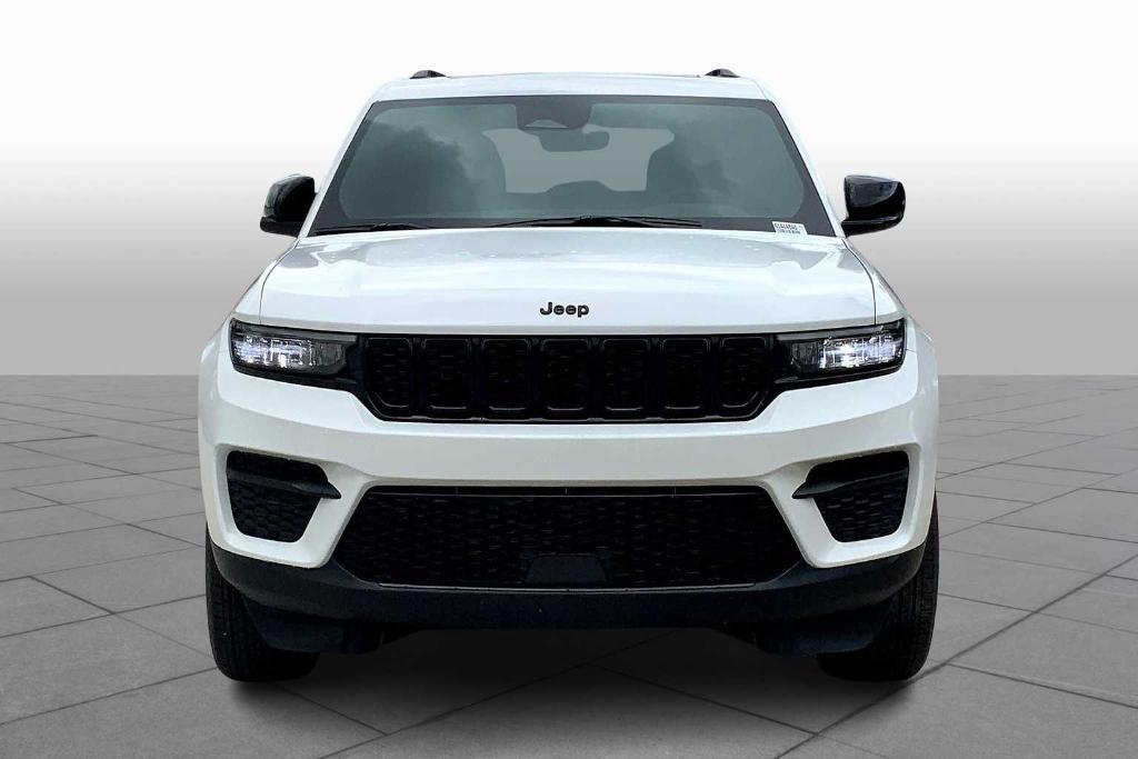 new 2025 Jeep Grand Cherokee car, priced at $37,415