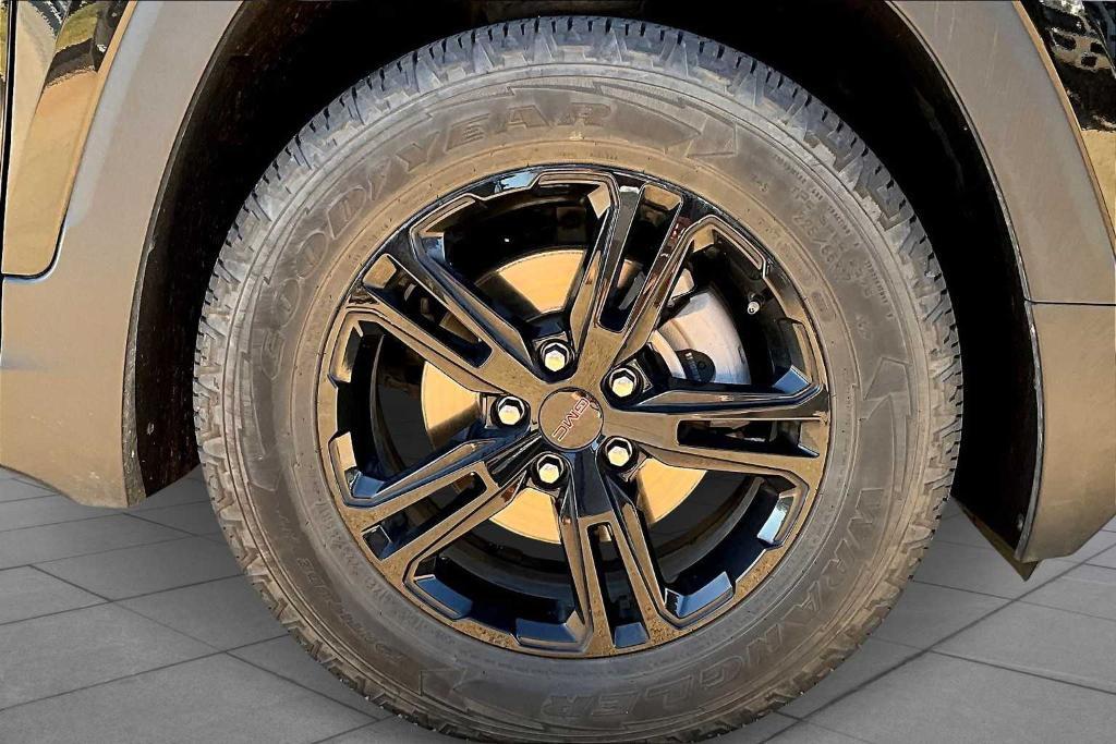 used 2023 GMC Terrain car, priced at $25,291