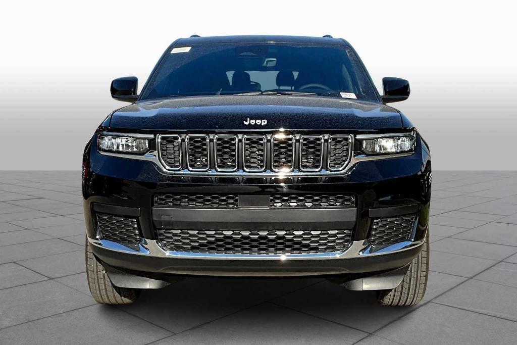 new 2025 Jeep Grand Cherokee L car, priced at $36,825