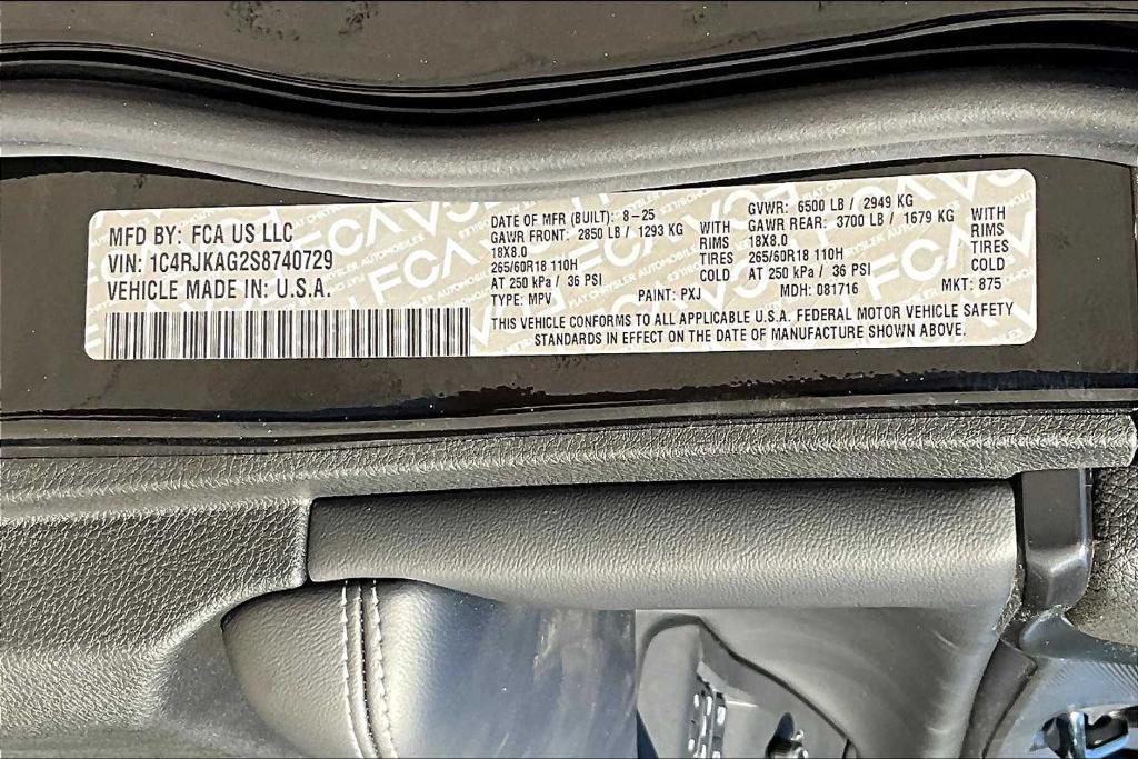 new 2025 Jeep Grand Cherokee L car, priced at $36,825