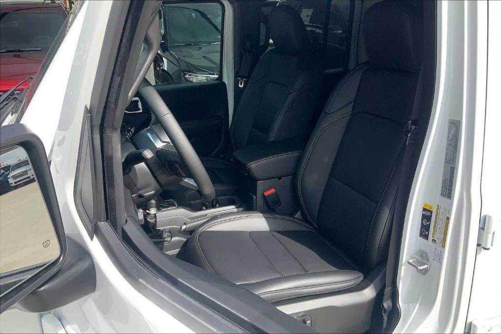 new 2025 Jeep Wrangler car, priced at $51,432